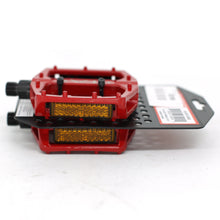 Load image into Gallery viewer, Free Agent Aluminum Platform Bicycle Pedals 9/16 - Live4Bikes