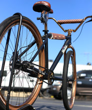 Load image into Gallery viewer, Throne Goon - Modelo BMX bike 29in