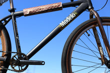 Load image into Gallery viewer, Throne Goon - Modelo BMX bike 29in