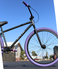 Load image into Gallery viewer, Elite BMX - Bandit BMX bike 29in
