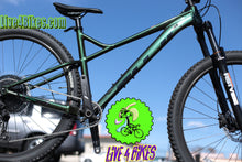 Load image into Gallery viewer, Fuji Bighorn 1.5 29er Forest Green Hardtail Mountain bike