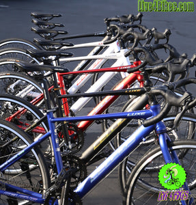 Road Bike w/ Disc Brakes 49cm | Celcius Luxe