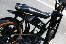 Load image into Gallery viewer, Golden Cycle Panthro motor Style Ebike | 750w Moped Style Electric