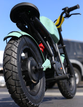 Load image into Gallery viewer, Hyper Gogo S9 Small 14in Ebike | 500w 15.5 MPH