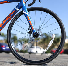 Load image into Gallery viewer, KHS Flite 600 52 CM Blue Road bike Sora