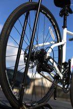 Load image into Gallery viewer, Flite 150 S White Sport Road Bike