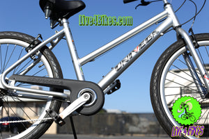 Univega Weekend Memory Beach Cruiser 7 speed aluminum Step Through - Live 4 Bikes