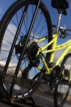 Load image into Gallery viewer, Urban Xcape Disc S Pow Green Disc Commuter Bike